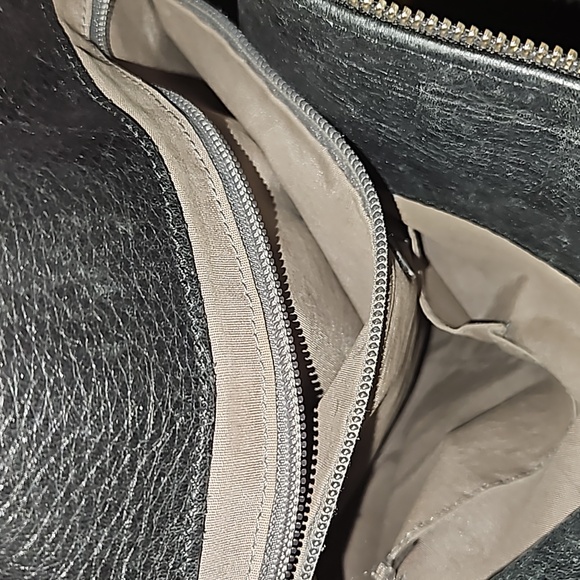 Roots Gorgeous Messanger Flap Bag - Picture 5 of 9